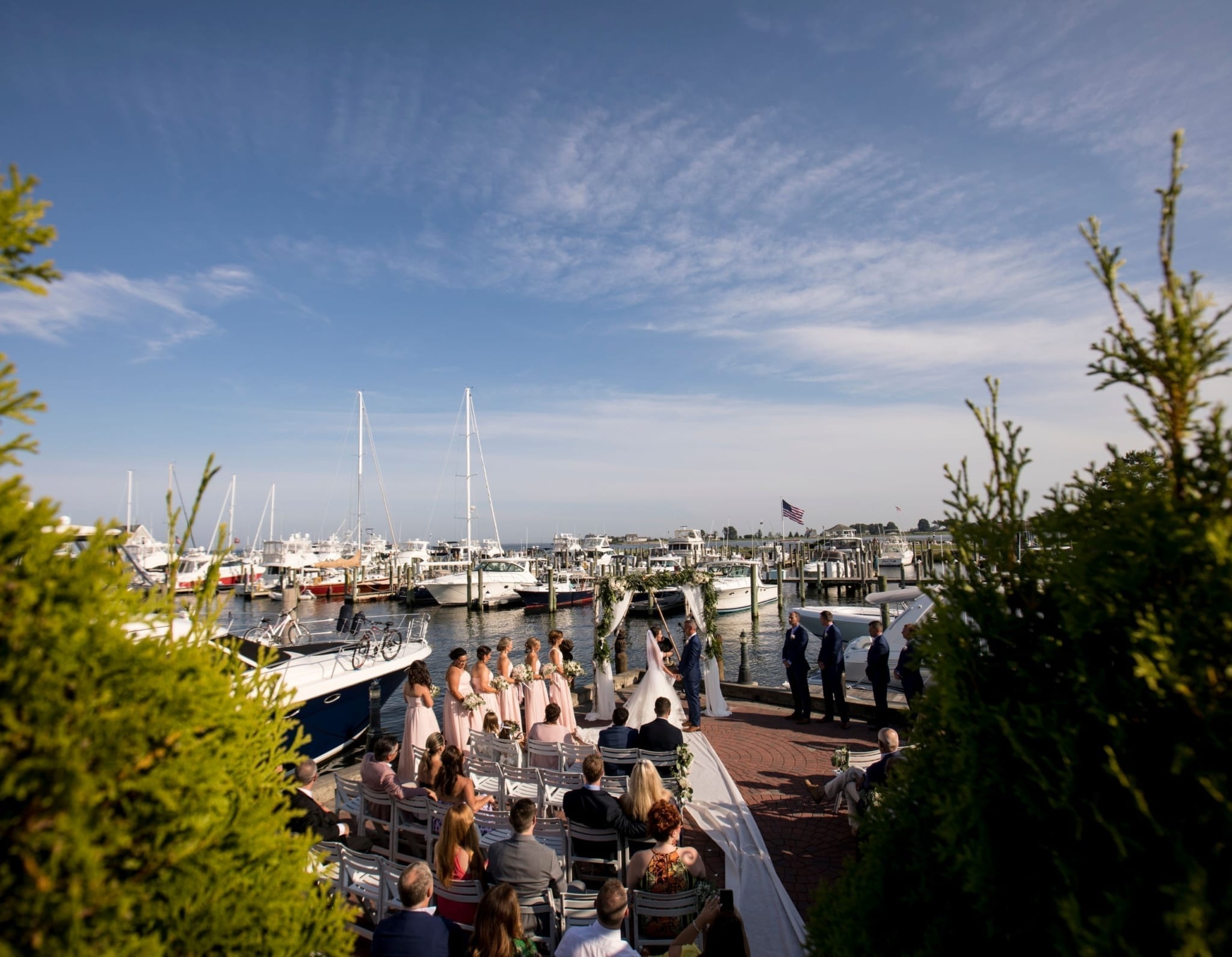 Hebrew wedding ceremony on the marina.